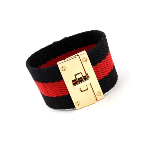 Bug cuff bracelet - Picture 2 of 4